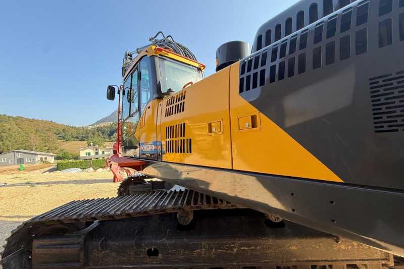 OmecoHub - Immagine VOLVO EC360CNL